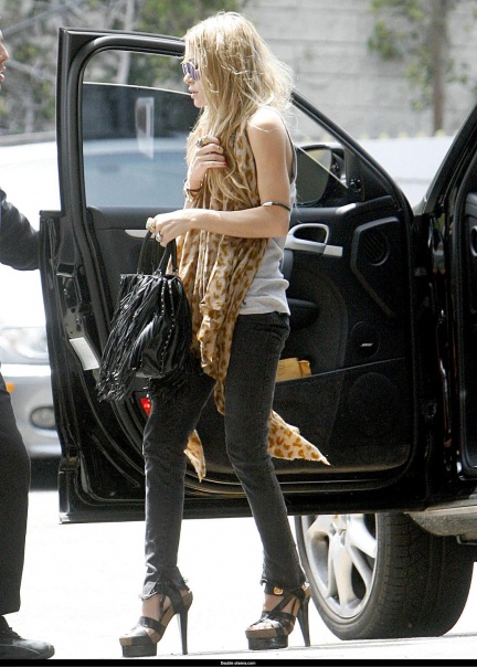 Chi indossa queste scarpe?! Chi indossa queste scarpe?!