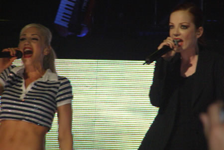 shilryegwen2 Ospite a sorpresa sul palco di Gwen Stefani