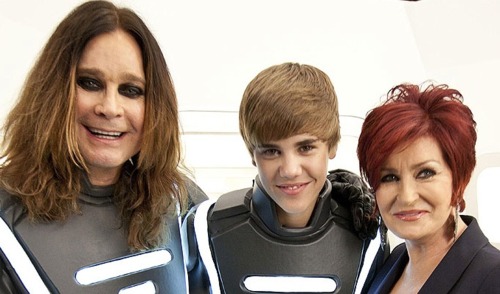 tumblr lfoypjMH7h1qz8vumo1 500 Che ci fanno insieme Ozzy Osbourne e Justin Bieber?