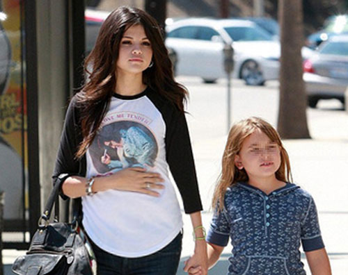 losangeles selena incinta Selena Gomez annuncia: Aspetto un bambino!