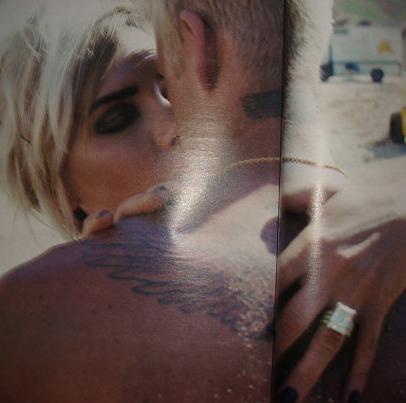 4l61kqe preview 0 I Beckham posano su W Magazine