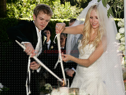 avrilafterwed26 Foto del matrimonio di Avril Lavigne