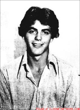 clooney young01 George Clooney al liceo