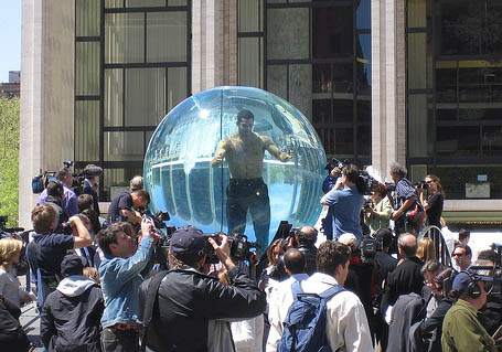 david blaine David Blane luomo bolla