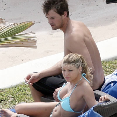 fergie bikini wedgie2 Lascia stare il mio bikini..