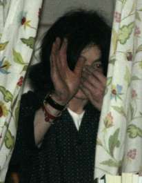 jacko2 Behind the curtains