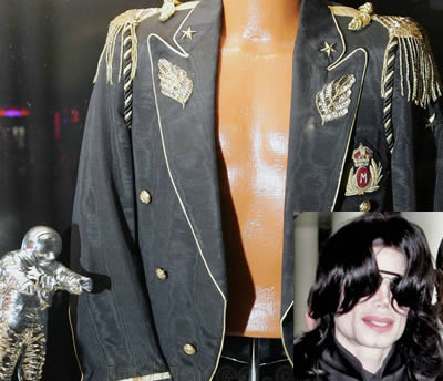 jackosvendetutto Michael Jackson vende tutto allasta