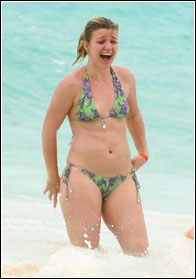 kelly clarkson bkini small Kelly Clarkson in spiaggia