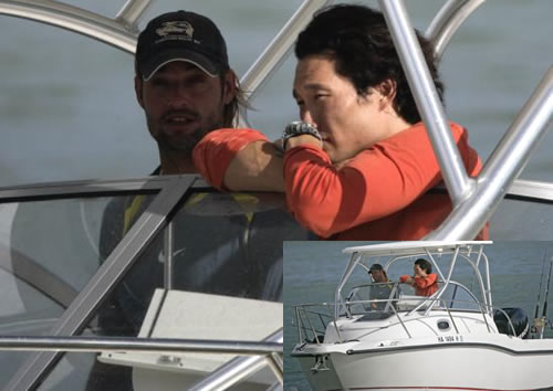 lostiani in barca Josh e Daniel naufraghi in barca