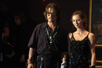 medium johnny depp vanessa paradis Johnny Depp vuole sposare Vanessa Paradis