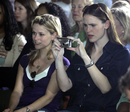 Jennifer Garner e Reese Witherspoon a New Orleans neworleansjenreese1 Jennifer Garner e Reese Witherspoon a New Orleans