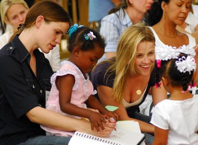 Jennifer Garner e Reese Witherspoon a New Orleans neworleansjenreese2 Jennifer Garner e Reese Witherspoon a New Orleans