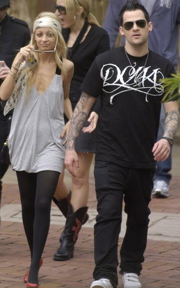 nicolescheletrozzo Non siamo ad Halloween eppure..