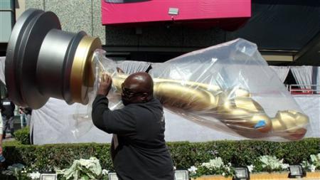 oscarstatua Tutto pronto per gli Oscar
