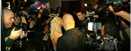 xtinahyde 2 Piccolo incidente per Christina Aguilera