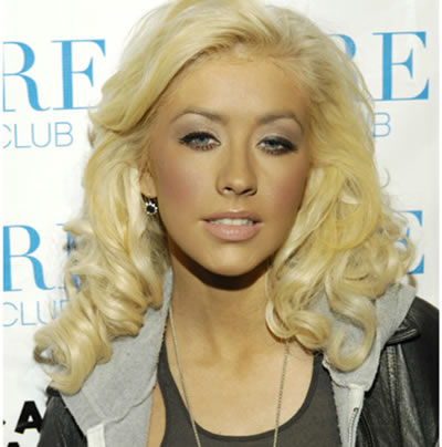 xtinapure Christina Aguilera al Caesar Palace: e il piercing?