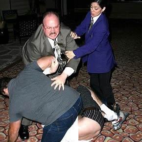 Rissa tra bodyguard e paparazzo rissacciabritney Rissa tra bodyguard e paparazzo