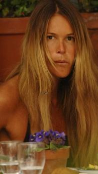 Elle Macpherson sembra una ragazzina 87856882 medium Elle Macpherson sembra una ragazzina