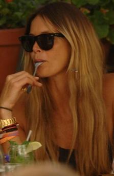 Elle Macpherson sembra una ragazzina 87856913 medium Elle Macpherson sembra una ragazzina