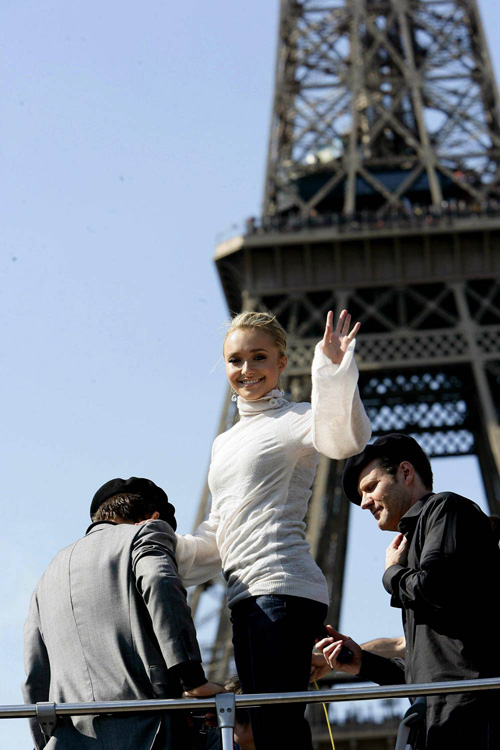 hayden panettiere heroes france 01 Hayden Panettiere a Parigi