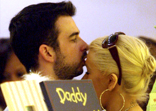 19 Fiocco azzurro per Christina Aguilera