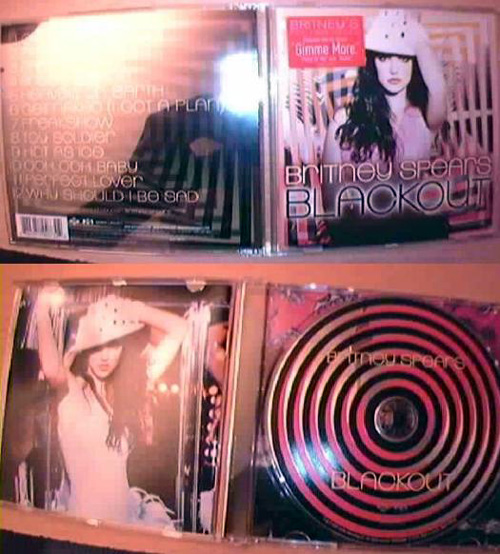 britcover Il booklet di Blackout by Britney Spears