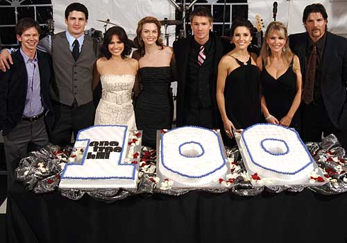 71781w Festeggiando 100 episodi di One tree hill