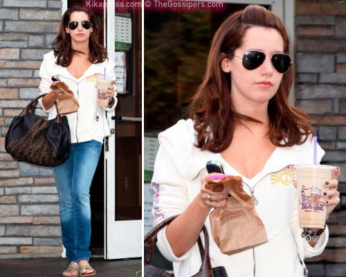 ashleyrossa Ashley Tisdale sceglie il mogano