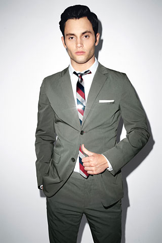 00007f Penn Badgley posa per GQ