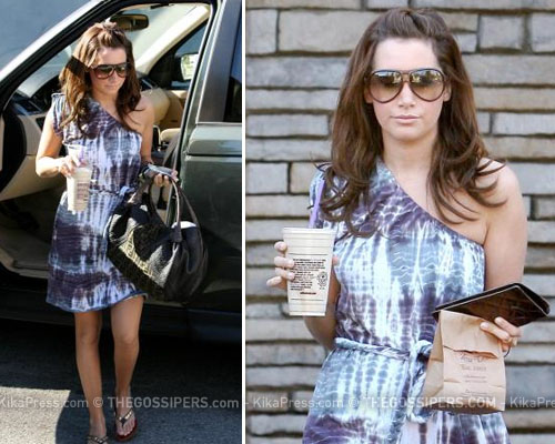 ashleycaffe Pausa caffè per Ashley Tisdale