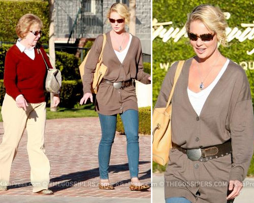 katherineheiglmamma Katherine Heigl passeggia con la mamma