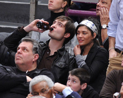 ed jessica gg2 Ed Westwick e Jessica Szohr: sarà amore?