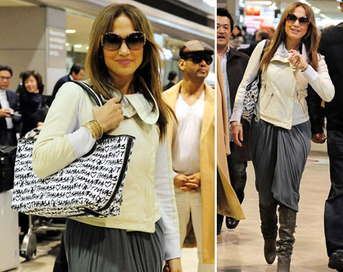 jlogiapponese Jennifer Lopez è atterrata in Giappone