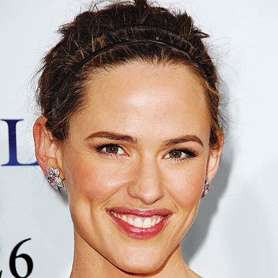 040209_garnerlooks6_400x400 040209 garnerlooks6 400x400 Jennifer Garner commenta i suoi look