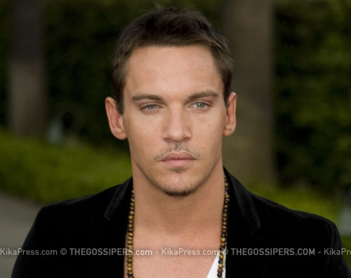 jonathanarrestao Jonathan Rhys Meyers arrestato!