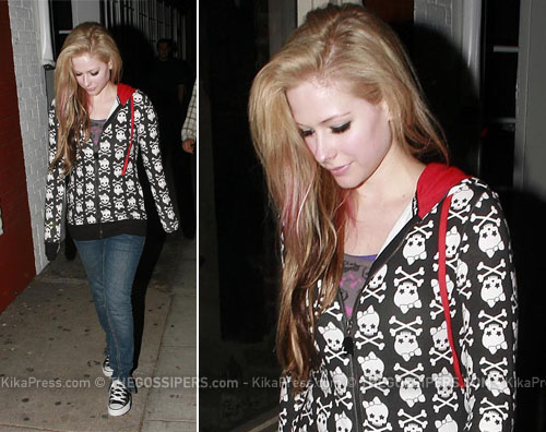 avril giro Avril per le strade di Los Angeles