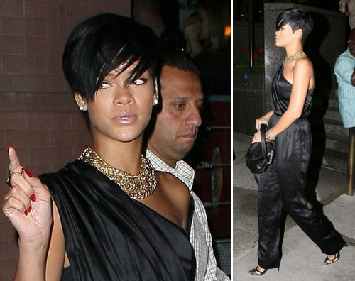 riri Rihanna a New York con amici