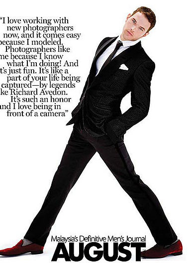 kellan31 Kellan Lutz posa per August