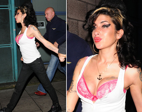 wino in giro Amy Winehouse in giro per Londra