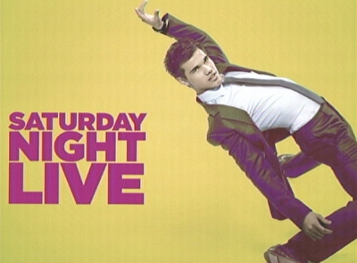 normal 02 Taylor Lautner al SNL