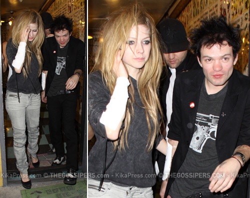 avril lavigne derek Avril Lavigne cena con lex marito