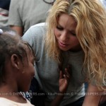 shaki seann2 150x150 Shakira e Sean Penn ad Haiti