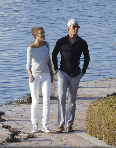 FOTO GALLERY: Cristiano Ronaldo in Corsica con Irina cristiano irina corsica11 FOTO GALLERY: Cristiano Ronaldo in Corsica con Irina