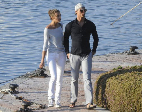 FOTO GALLERY: Cristiano Ronaldo in Corsica con Irina cristiano irina corsica8 FOTO GALLERY: Cristiano Ronaldo in Corsica con Irina