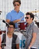 jonas brothers la6 80x100 I Jonas Brothers in concerto a Santa Monica