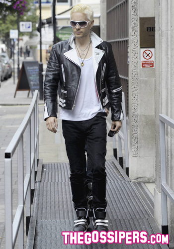 jaredletostrano1 Indovina il look stravagante