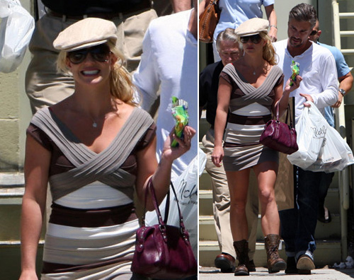 shopping-britney shopping britney Britney Spears con Jason e i suoi genitori