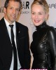 amfar sharon2 80x100 FOTO GALLERY: Il red carpet dellAmfars Inspiration Gala
