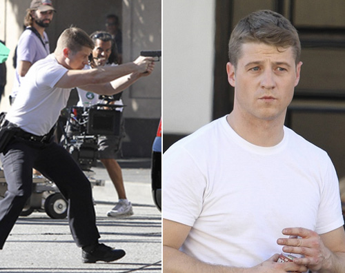 benjamin set Benjamin McKenzie sul set di Southland