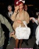westfield rihanna1 80x100 FOTO GALLERY: Rihanna accende il Natale di Londra